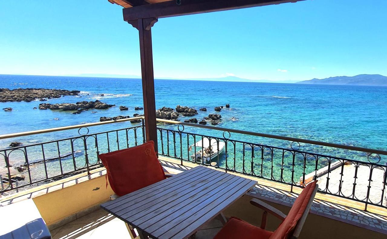 Halikoura Beach Apartments 斯陶帕 外观 照片
